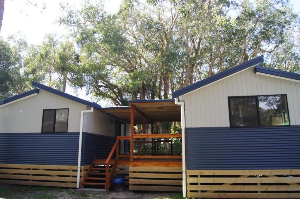 Sapphire Beach Holiday Park Bagian luar foto