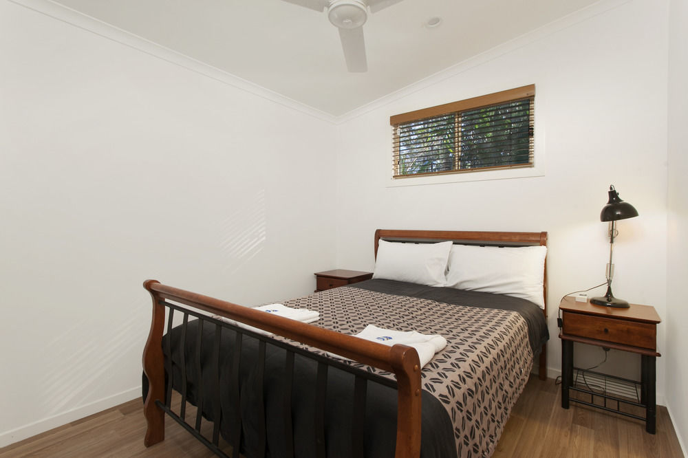 Sapphire Beach Holiday Park Bagian luar foto